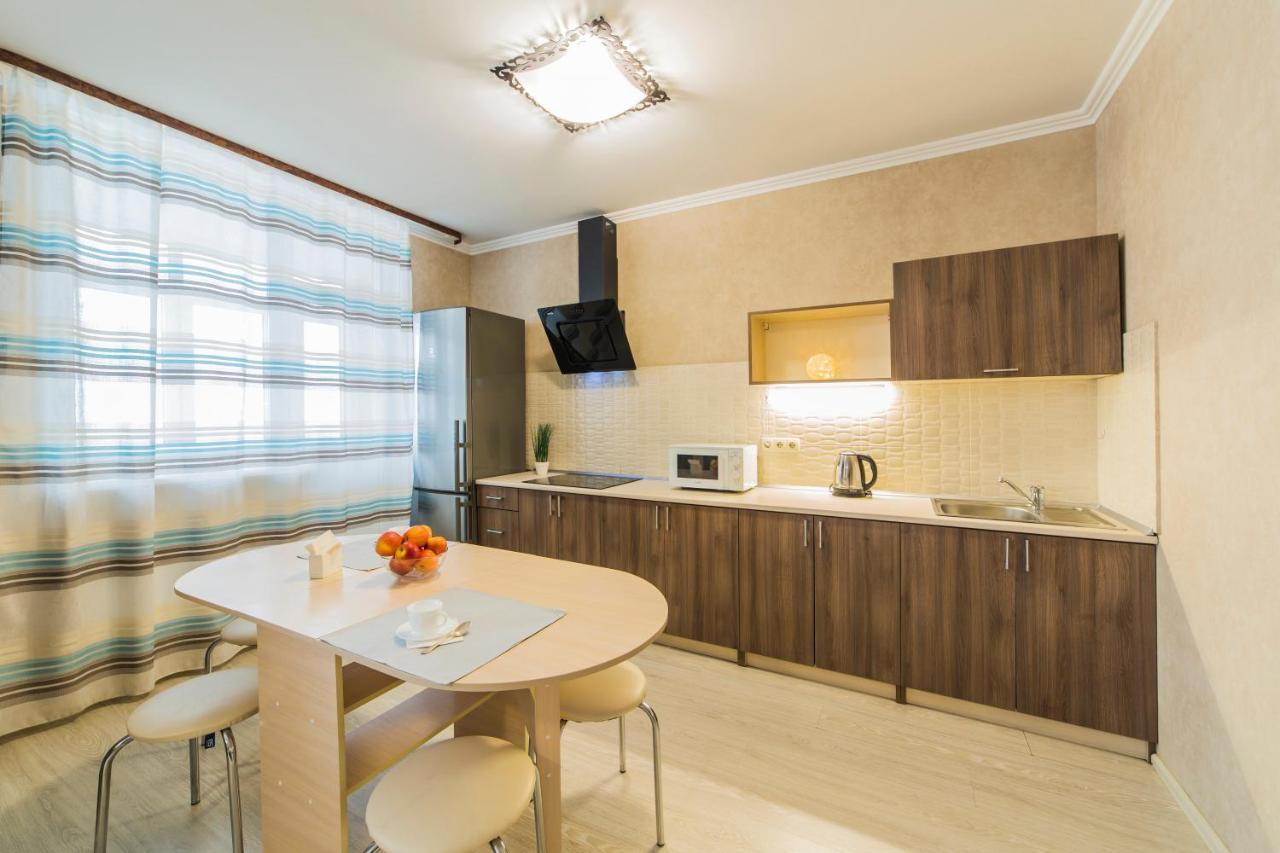 Studio Apartment On Bazhana Kyiv Exterior foto